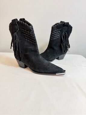 Schutz Alexxa black suede side fringe western low cowgirl cowboy boots size 5.5